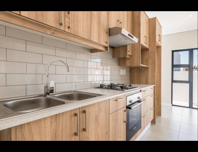 2 BEDROOM SIMPLEX FOR SALE IN HAASENDAL